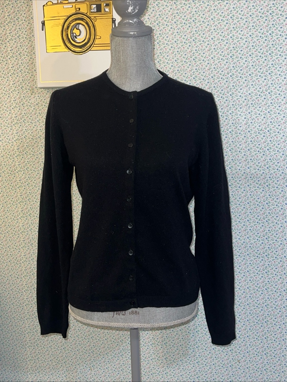 United Colors Of Benetton Women's Black Long Sleeve Wool  Vintage Cardigan M